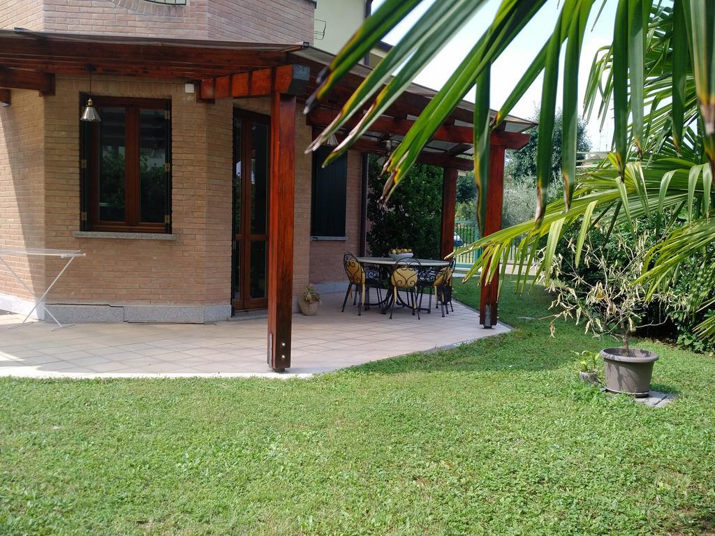 Villa Milena อาเรเซ ภายนอก รูปภาพ