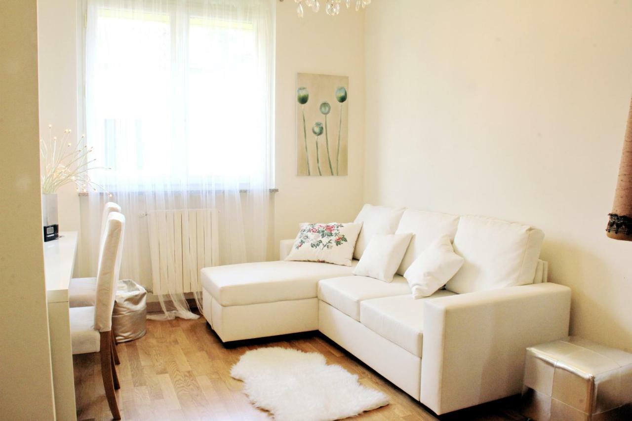 Villa Milena อาเรเซ ภายนอก รูปภาพ