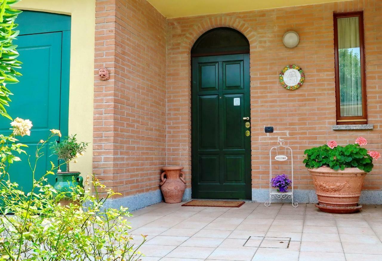 Villa Milena อาเรเซ ภายนอก รูปภาพ